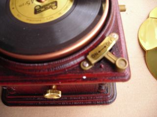 Caja Musical Gramófono Vintage - VER FOTOS.