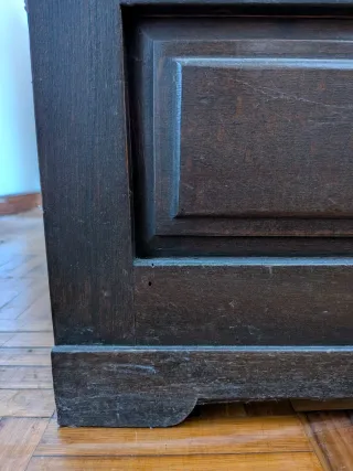 Aparador antiguo estilo castellano