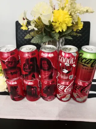 Lotto di 10 lattine di Coca-Cola - Collezione importante