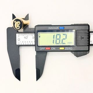 Sello de oro de 18k piedra, 3.87 g, T-18.