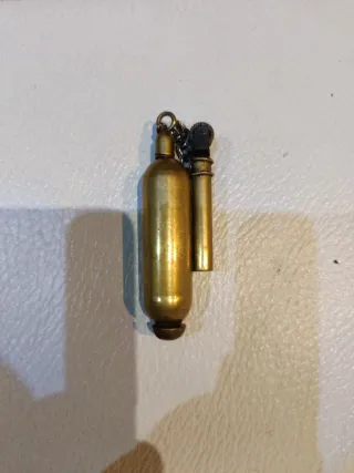 Antiguo mechero de gasolina