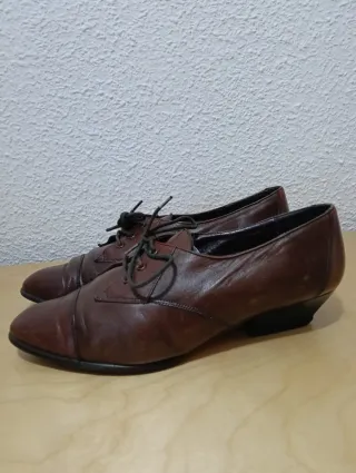 Zapatos cordones mujer piel marrones T39
