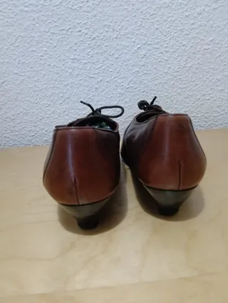 Zapatos cordones mujer piel marrones T39