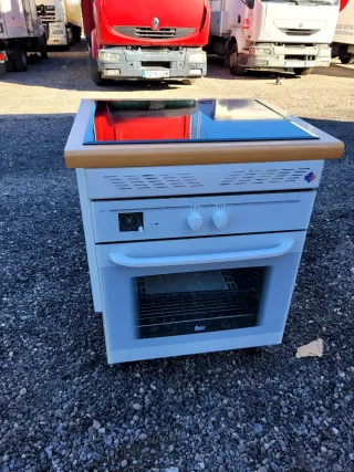 Cocina de inducción con horno