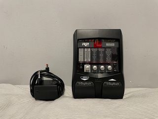 PACK - Guitarra Epiphone Les Paul, amp y pedal.