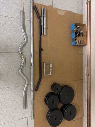Banco Pesas , barras, mancuernas, y discos.