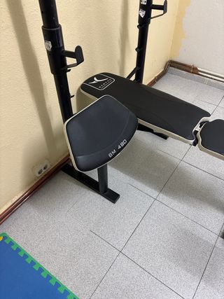 Banco Pesas , barras, mancuernas, y discos.