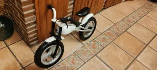 Bici sin pedales blanca