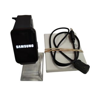 SMARTWATCH SAMSUNG GALAXY FIT 3 SM-R390 + CABLE DE CARGA
