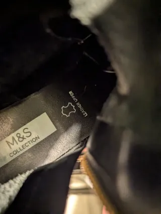 Botas de Piel Negras