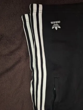 Pantalón corto Adidas Originals Negro