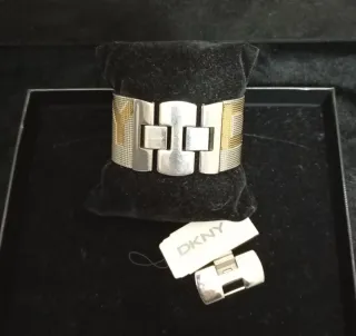 Reloj DKNY (Donna Karan New York)