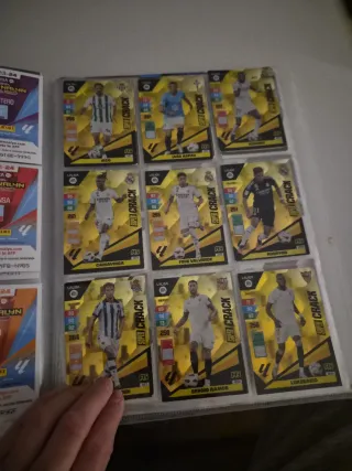 Álbum Panini Adrenalyn 2023-2024