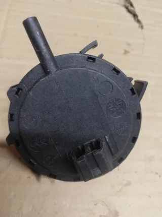 Pressostato livello acqua lavatrice