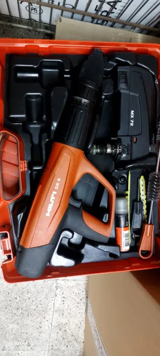 Sparachiodi Hilti DX 5 + Caricatore MX72