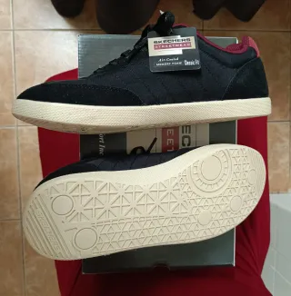 Skechers Streetwear T42 a estrenar en su caja