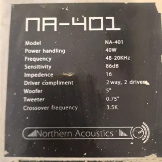 Amplificador Northern Acoustics con 10 altavoces