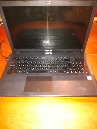 Portátil Asus F551C Intel Inside