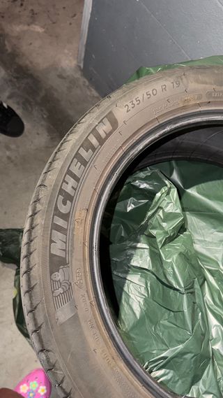 4x Michelin Primacy 4 235/50 R19