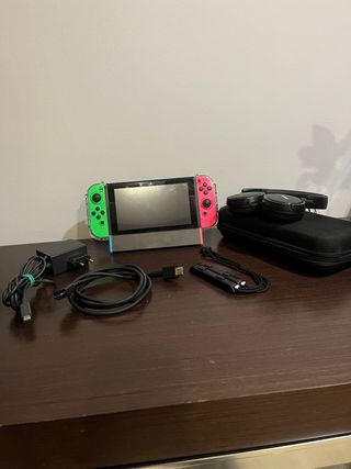 Nintendo Switch Verde y Rosa