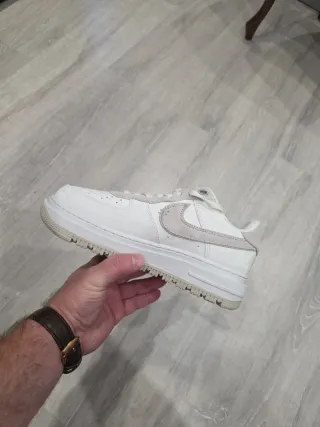 Nike Air Force 1 Luxe Beige/Blanco