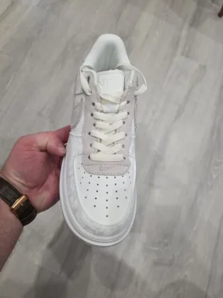 Nike Air Force 1 Luxe Beige/Blanco