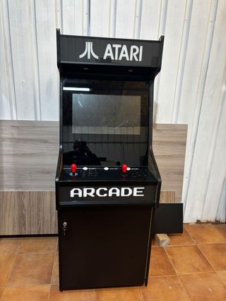 Máquina recreativa estilo arcade con temática de S