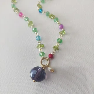 Collana cristalli e pietre multicolor