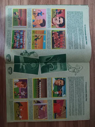 Álbum cromos Fútbol Danone Mundial 82