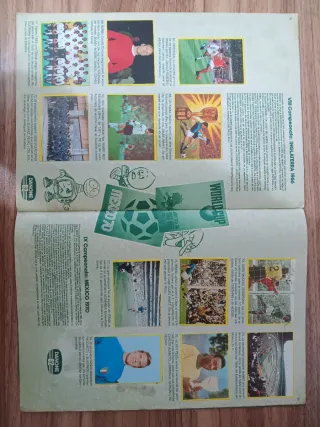 Álbum cromos Fútbol Danone Mundial 82