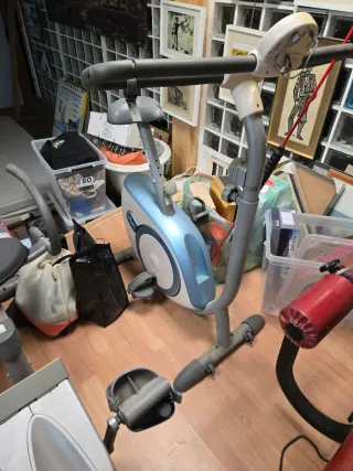 Vendo varias maquinas de gimnasio