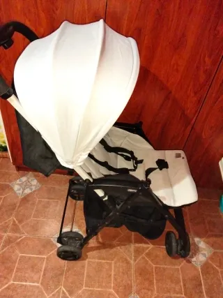 Carro de bebé ligero