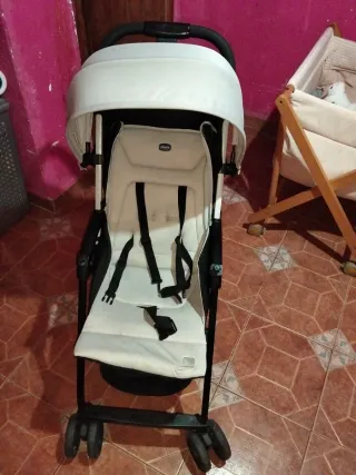 Carro de bebé ligero
