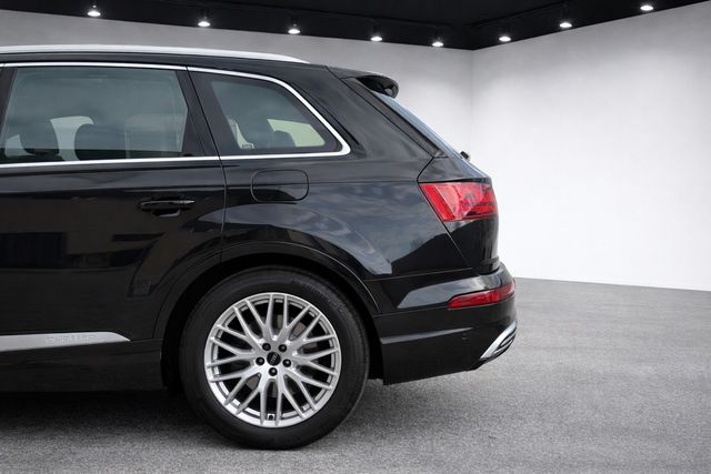 Audi Q7 Design 3.0 TDI e-tron quattro tiptronic