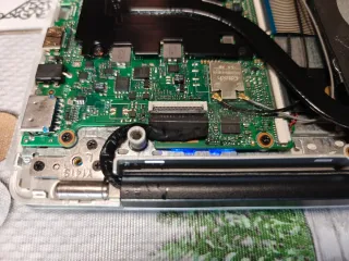 Portátil KUU Plata y Negro