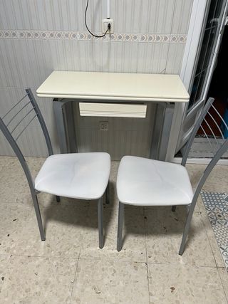 Mesa cocina tipo libro (+2sillas incluidas:90€)