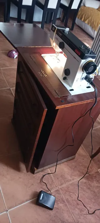 Máquina de coser Alfa ZIG-ZAG