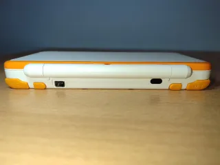 ‼️Nintendo 2DS XL Blanca y Naranja‼️