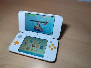 ‼️Nintendo 2DS XL Blanca y Naranja‼️