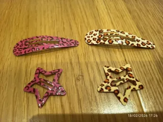 Disfraz de choni.Chándal terciopelo rosaCONcapucha