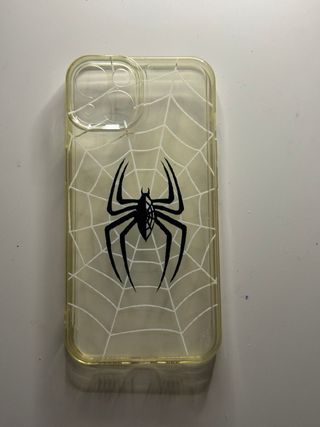 Funda iPhone 13 con telaraña y araña