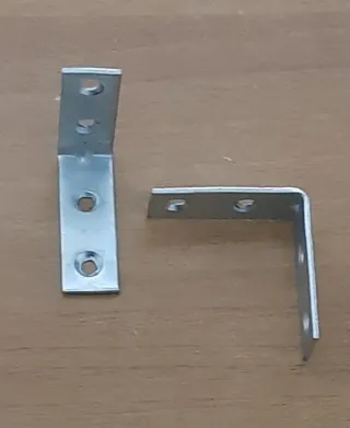 Lastrine ad angolo in metallo