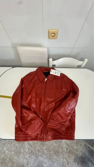 Chaqueta Zara Polipiel Roja Talla S