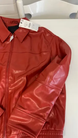 Chaqueta Zara Polipiel Roja Talla S