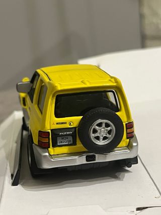 Mitsubishi Pajero 1/43 Evolution