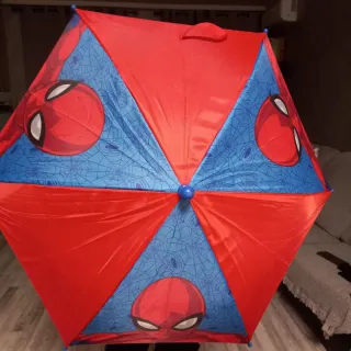 Paraguas infantil de spiderman nuevo sin estrenar