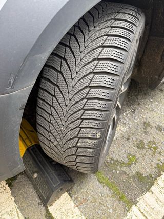 Llantas Audi A4 Allroad con neumáticos de invierno