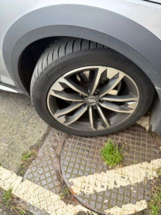 Llantas Audi A4 Allroad con neumáticos de invierno