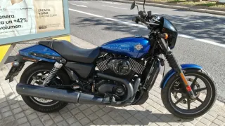 Harley-Davidson Street 750 Azul