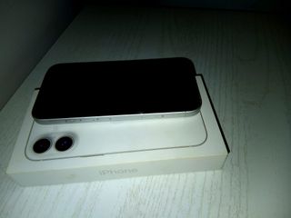 iPhone 16 128GB + Apple Watch S8 41mm